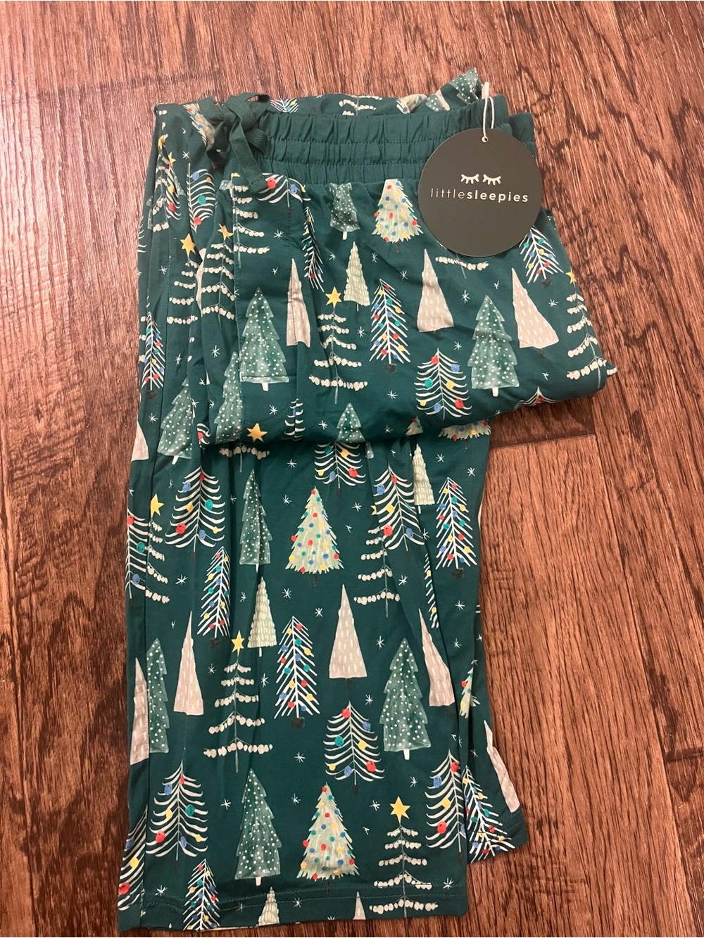 NWT Little Sleepies Green Christmas Tree Men’s Pajama Pants